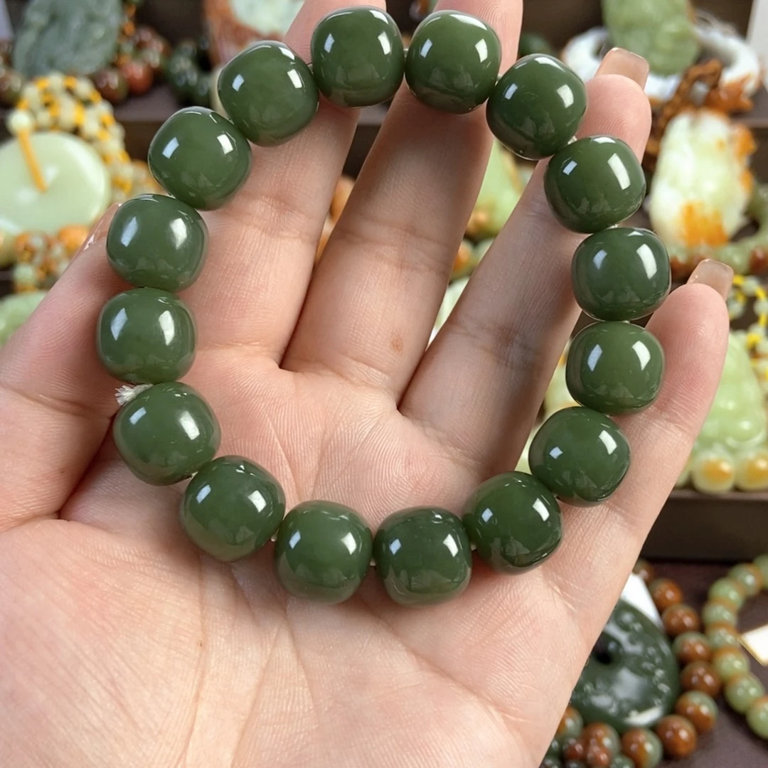 透闪石质玉未镶嵌手串