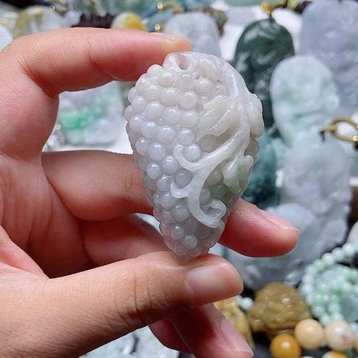 翡翠未镶嵌吊坠(不含链)1