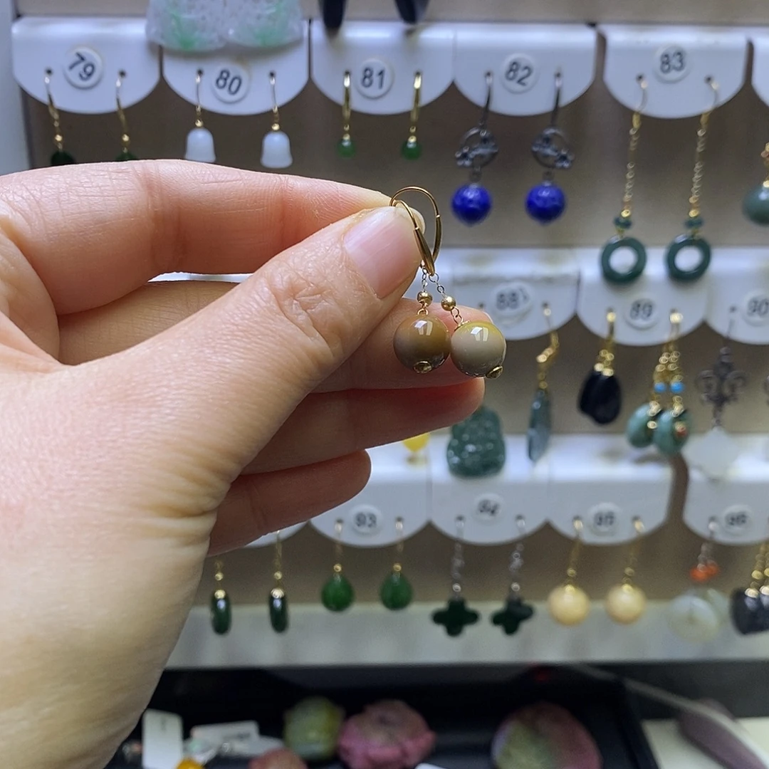 玛瑙/玉髓18K金镶嵌耳饰