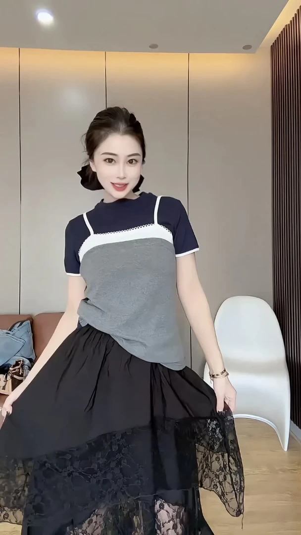 欧货2025春季新款时尚百搭圆领长袖T恤女洋气打底拼接假两件上衣