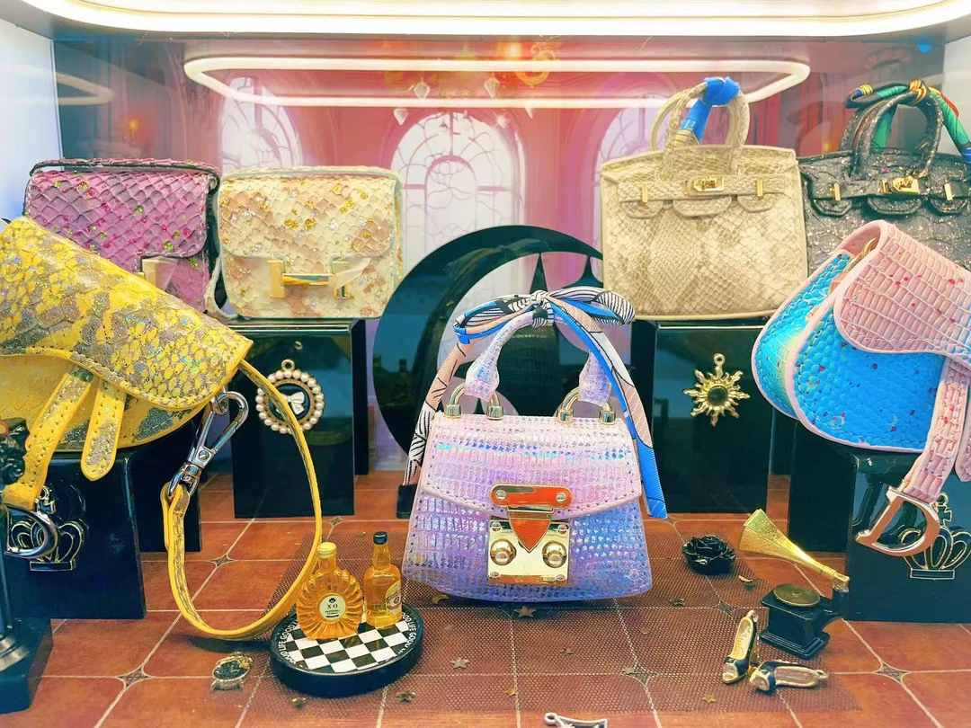 （全身款）泡泡原创miu系包挂mini包搪胶娃时尚钥匙扣