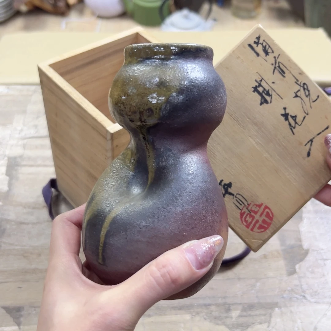 瓷片陶瓷和金属表面上