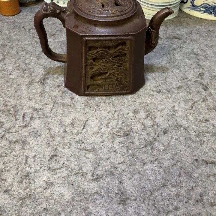 东***洋陶瓷工艺品摆件紫砂壶龙首镂空壶