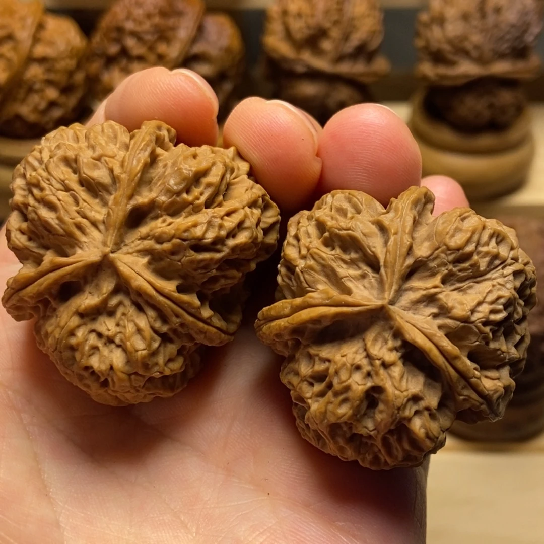 把件文玩核桃闷尖三棱