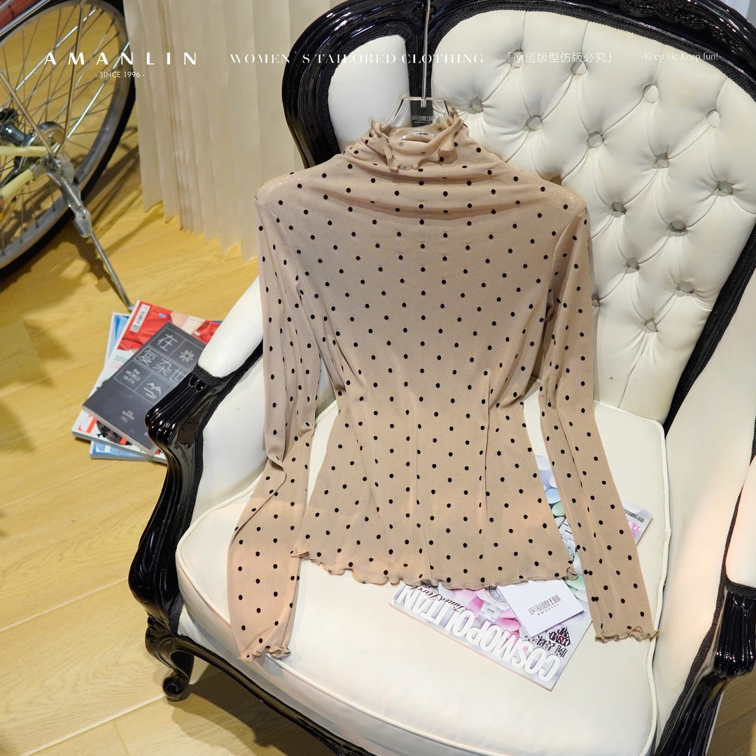 AMANLIN/阿谩琳琥珀流光波点网纱黑色打底衫女内搭 T恤Y601880