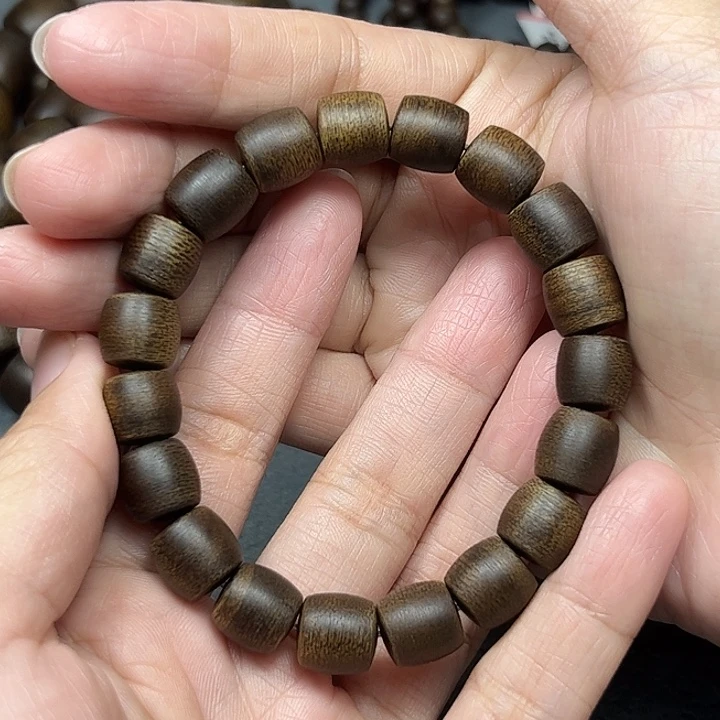 沉香碎屑沉香白棋玉化1.0