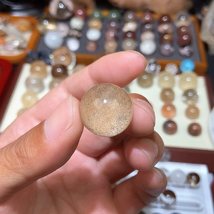 单珠单珠单珠单珠未镶嵌水晶R****?