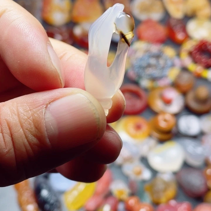 玛瑙/玉髓未镶嵌颈饰