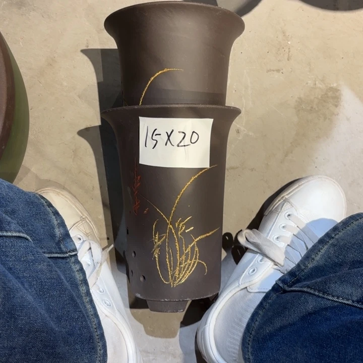 花盆紫砂紫砂的颜色