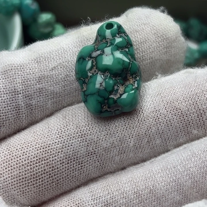 未镶嵌绿松石珠宝奇石