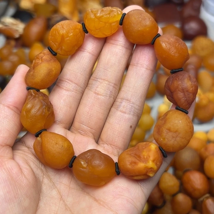 琥珀未镶嵌裸石天然蜜蜡
