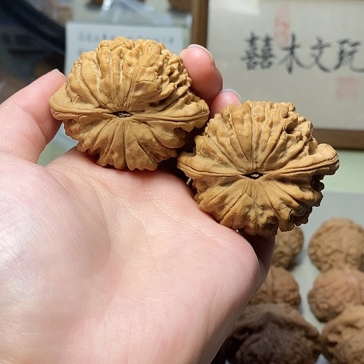 文玩核桃吊坠51官帽