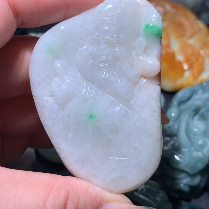 翡翠未镶嵌颈饰保真天然A货翡翠