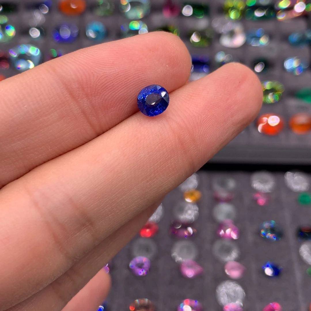 蓝宝石裸石未镶嵌
