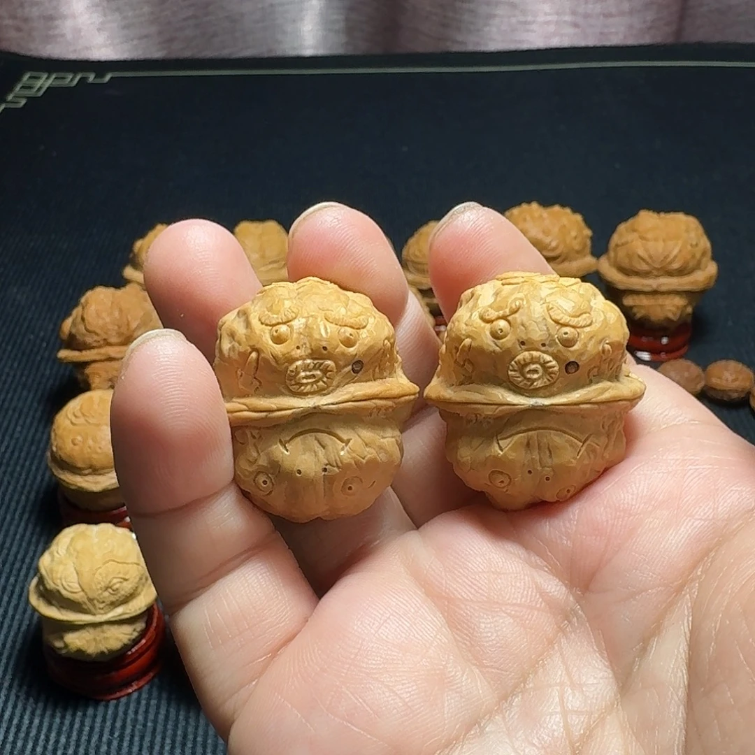 文玩核桃把件铁核桃尺寸30地主