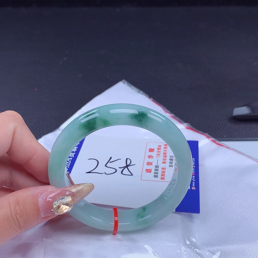 翡翠手镯未镶嵌手镯001544