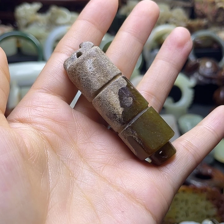 和田玉（糖玉）未镶嵌挂件