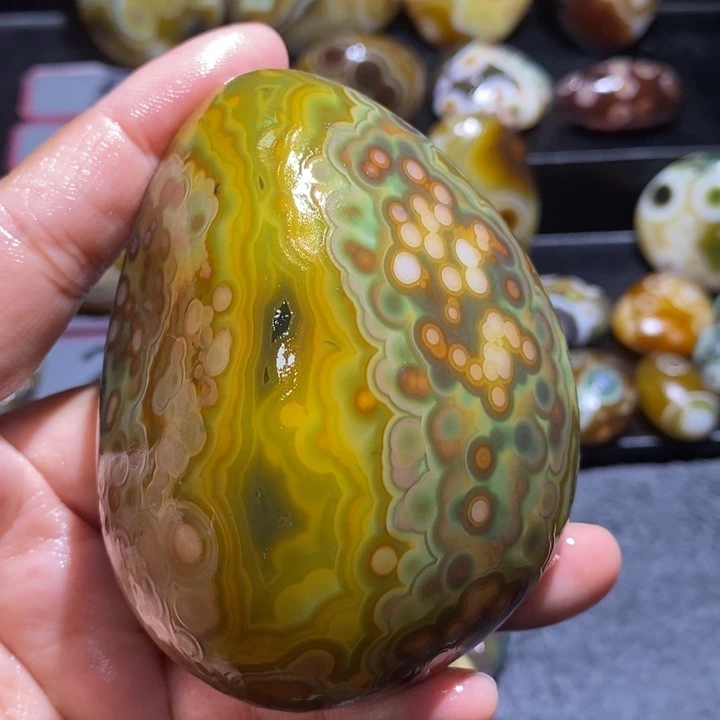 玛瑙/玉髓未镶嵌珠宝奇石45