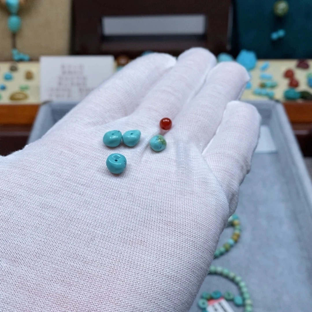 未镶嵌配饰南红玛瑙