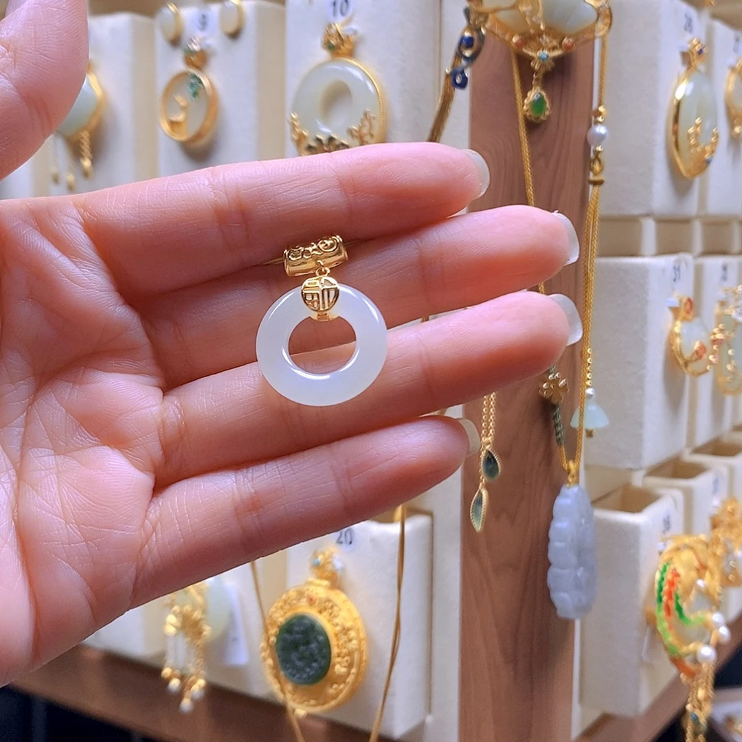 和田玉银S925镶嵌颈饰