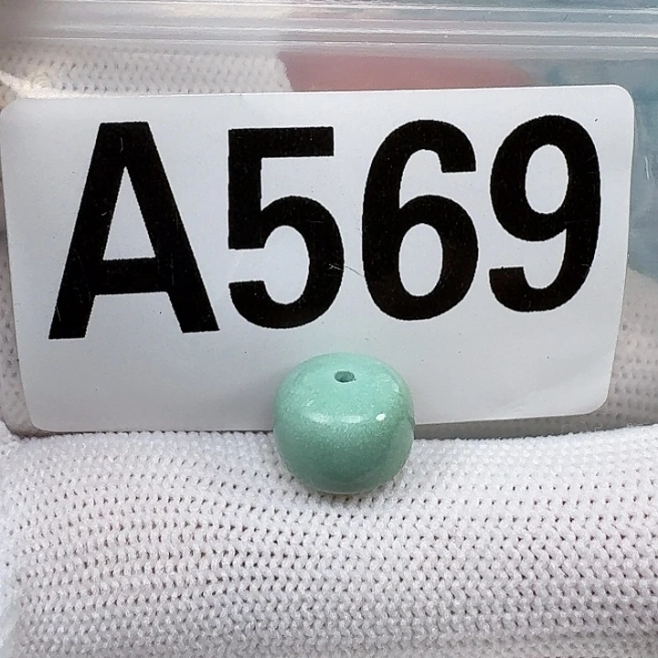 绿松石未镶嵌珠宝奇石11