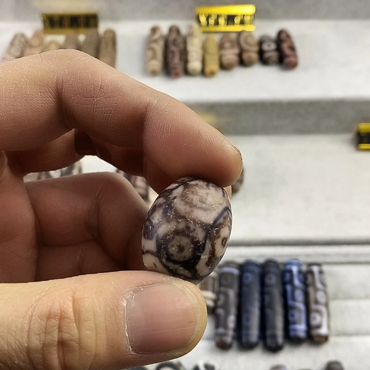 玛瑙/玉髓合金颈饰