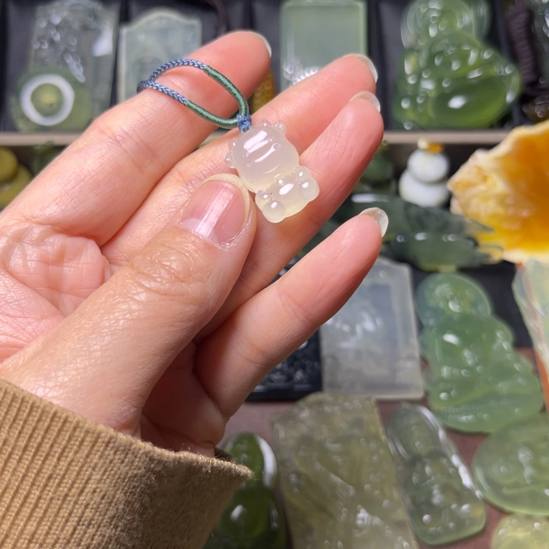 蛇纹石玉未镶嵌吊坠(不含链)