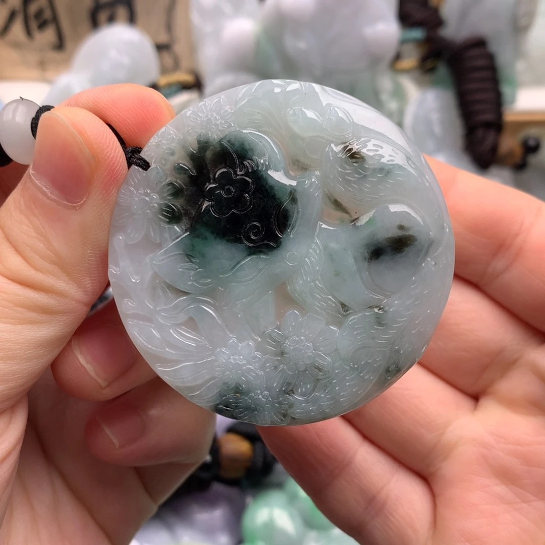 吊坠(不含链)未镶嵌翡翠