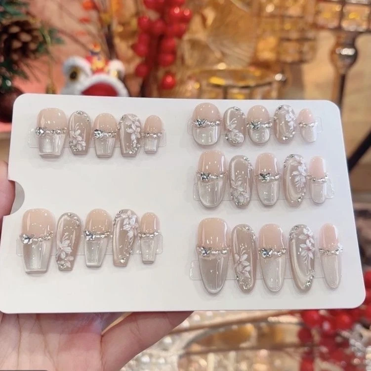 高级感穿戴甲量穿戴甲片推荐爆款美甲手工新款穿戴甲穿戴甲美甲