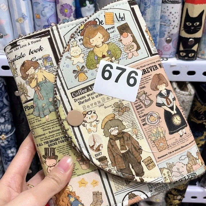 织绣银**忌奇葩A6活页方格纸676。