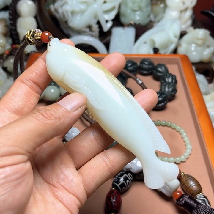 未镶嵌和田玉（糖玉）珠宝奇石