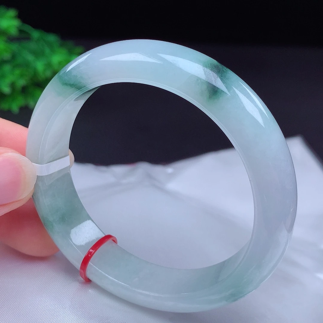 翡翠未镶嵌手镯56圈口432004