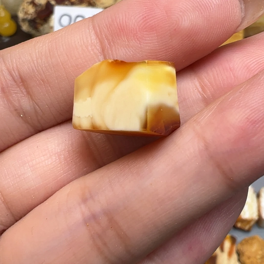 未镶嵌定制琥珀蜜蜡