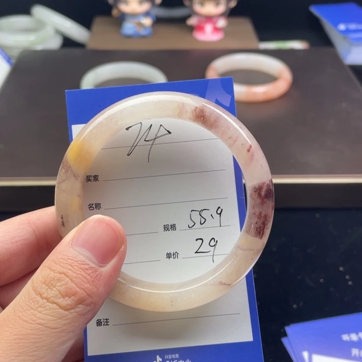 石英质玉未镶嵌手镯74