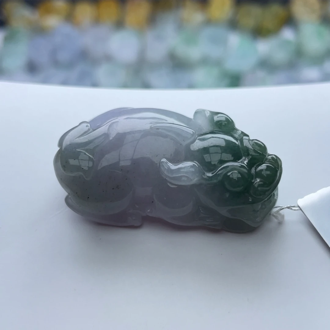 翡翠颈饰未镶嵌貔貅