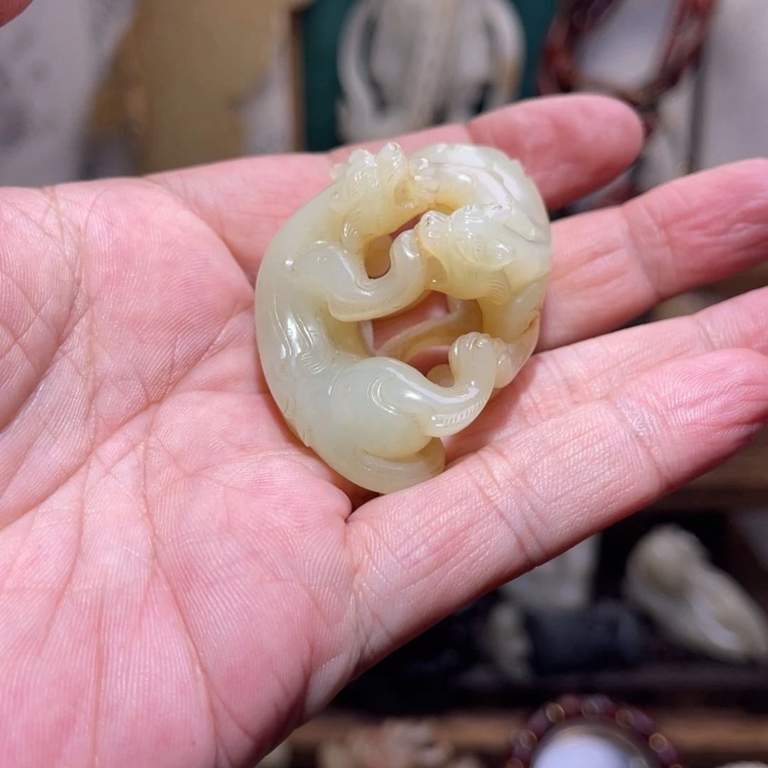 曾***r和田玉未镶嵌挂件