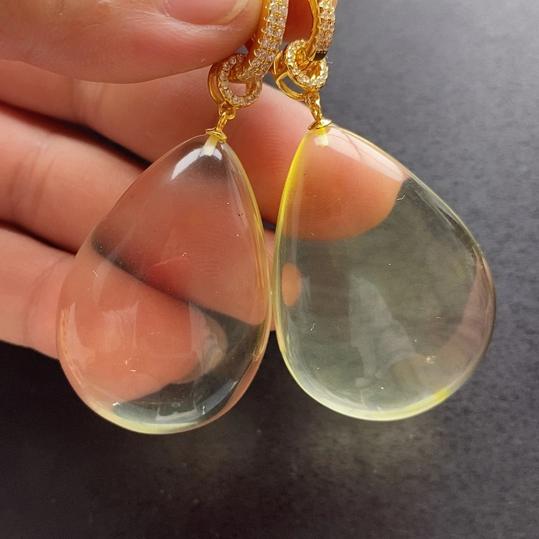 沧***州琥珀未镶嵌裸石耳坠