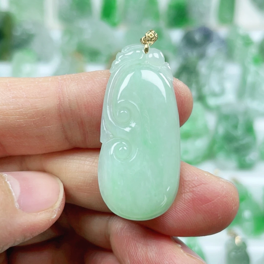 翡翠吊坠(不含链)18K金镶嵌