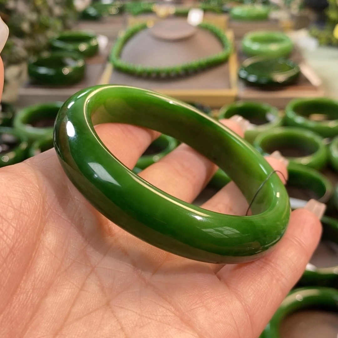 和田玉（碧玉）手镯未镶嵌