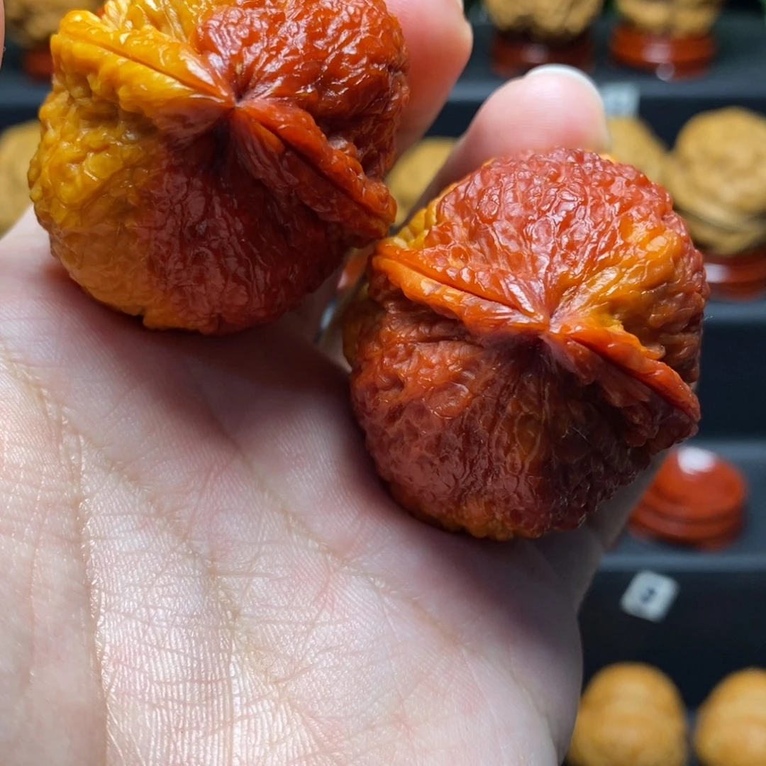 文玩核桃把件44铁龙朱