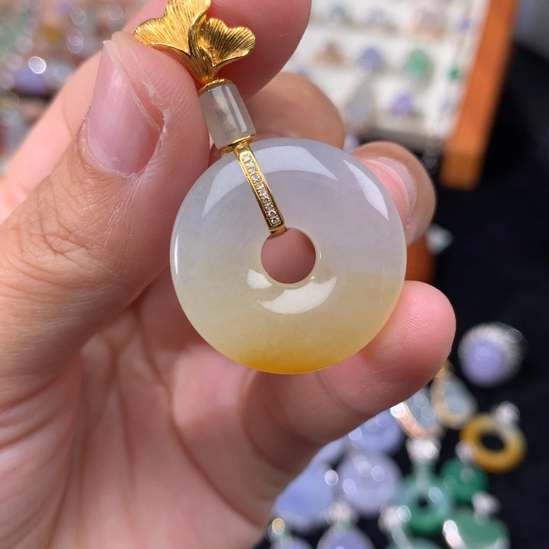 吊坠(不含链)18K金镶嵌翡翠