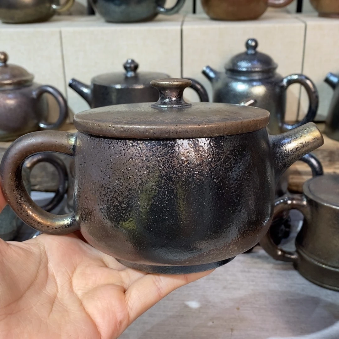 冰***山云南建水紫陶柴烧微瑕特价壶