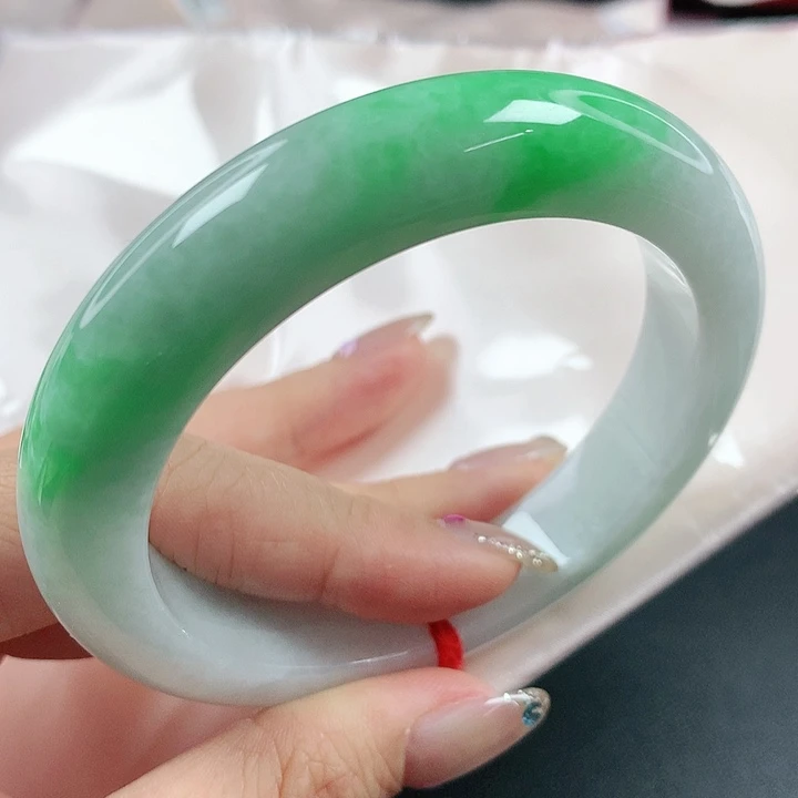 未镶嵌手镯翡翠，248