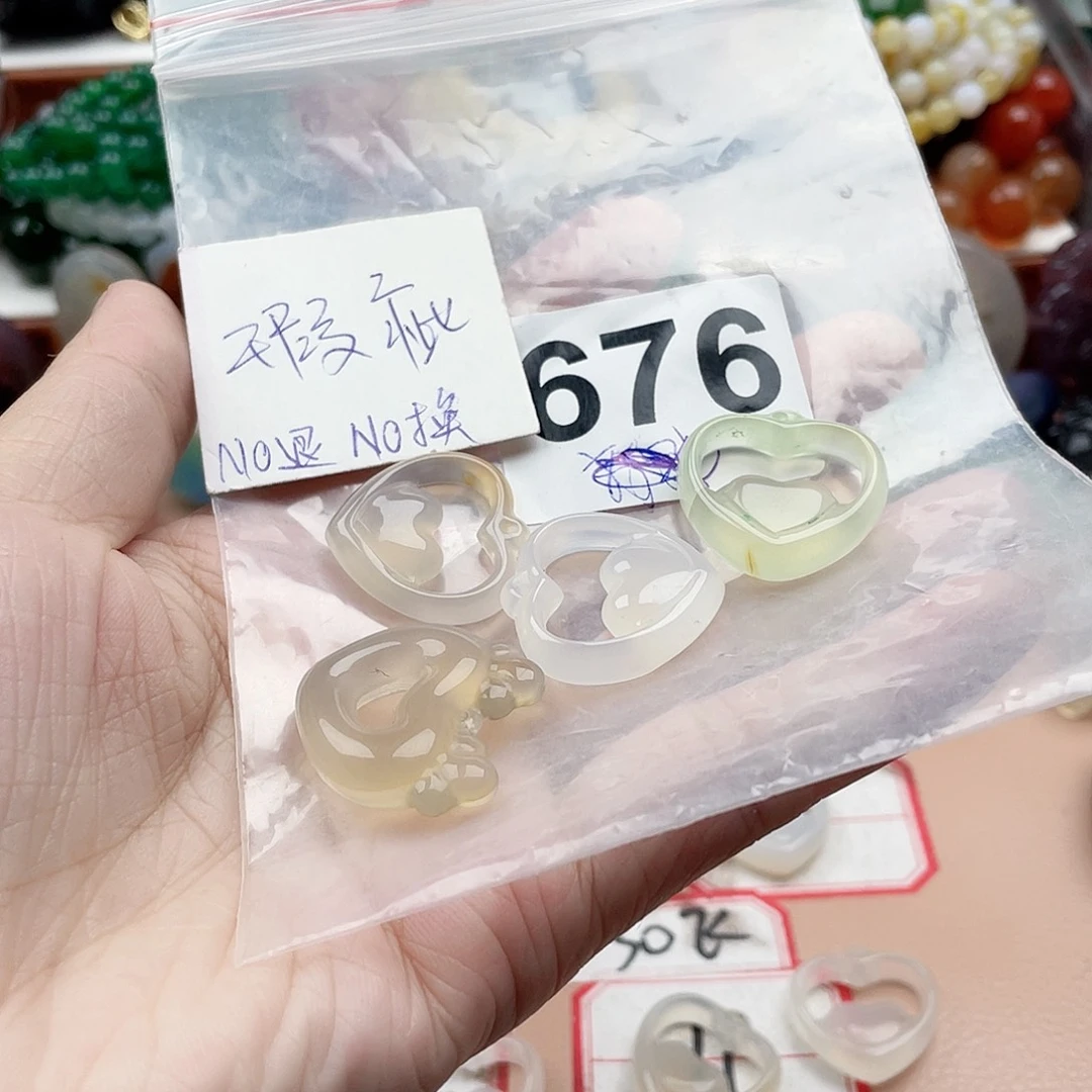 合金颈饰玛瑙/玉髓珊