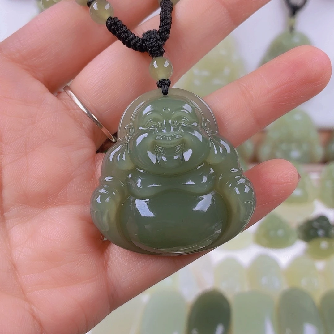 和田玉未镶嵌颈饰40尺寸的佛公