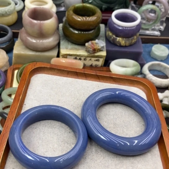 石英质玉未镶嵌手饰