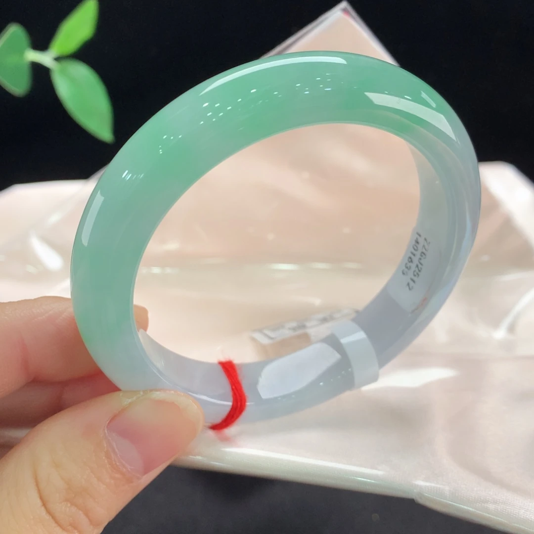 翡翠未镶嵌手镯1635