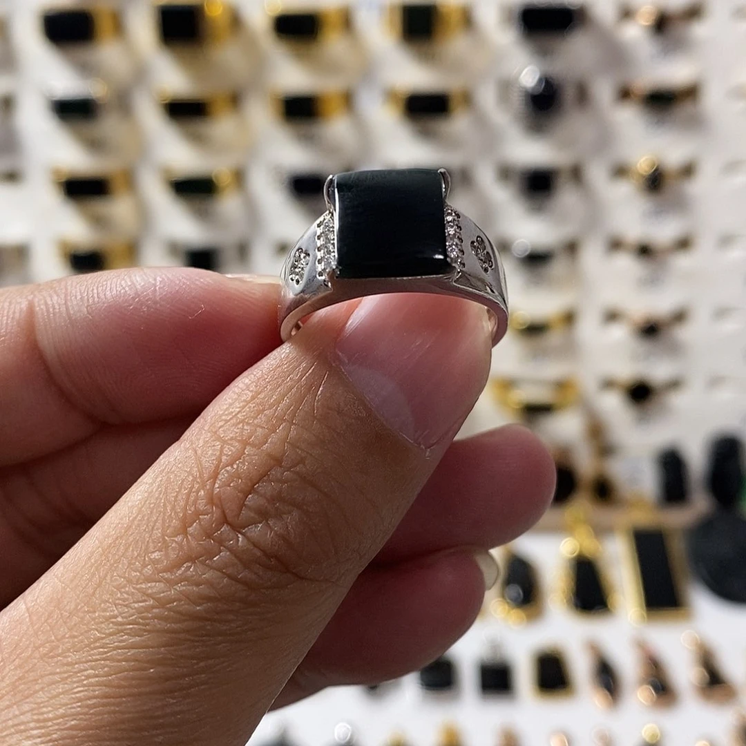 翡翠手链未镶嵌墨翠