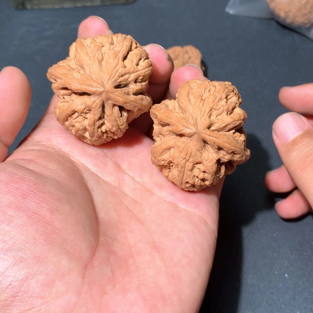 文玩核桃吊坠全品大粗筋 45尺367
