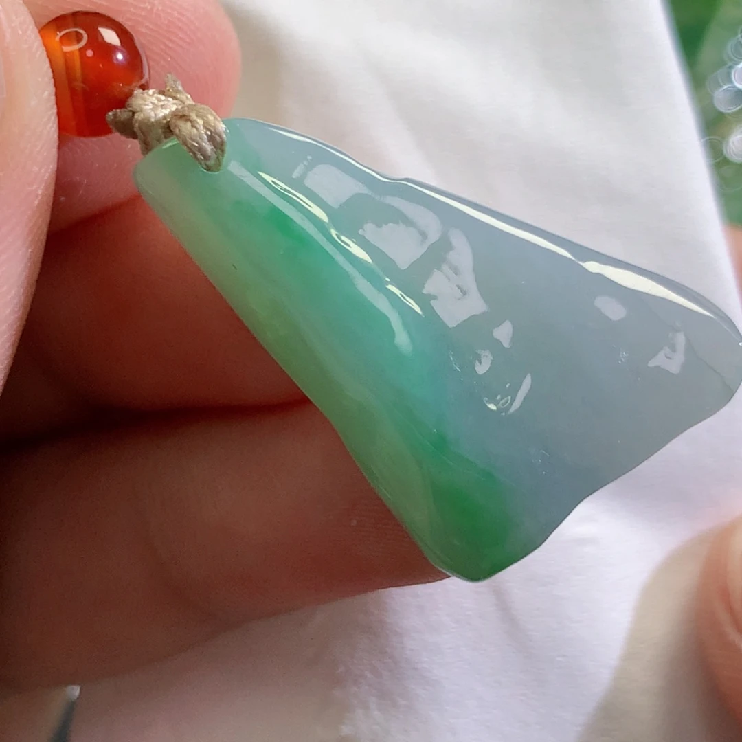 【闪购商品】翡翠未镶嵌吊坠(不含链)